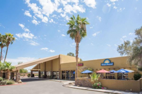 Days Hotel by Wyndham Peoria Glendale Area, Peoria